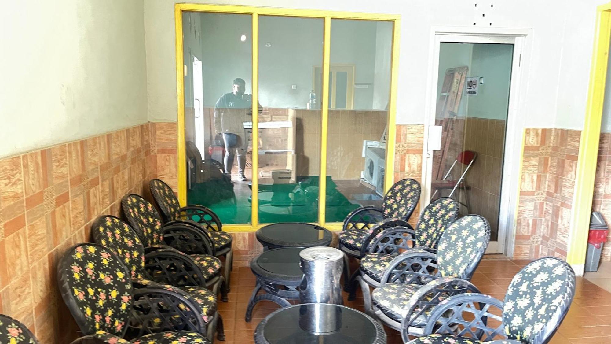 Oyo 93119 Guest House Leo Patra Muara Badak Екстериор снимка